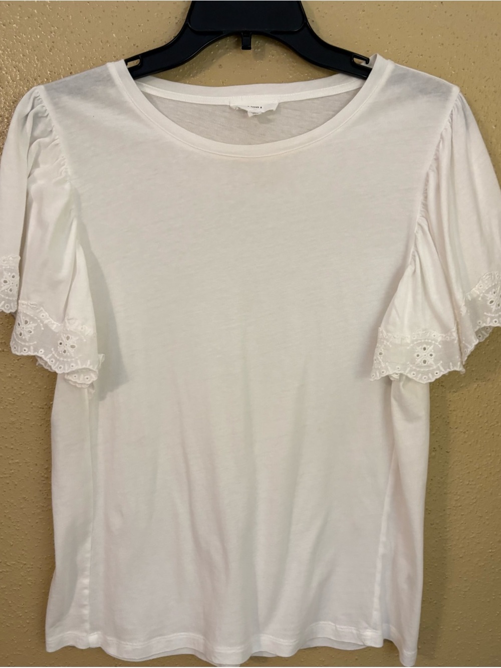 Women’s White Eyelet Flutter Sleeve Top
